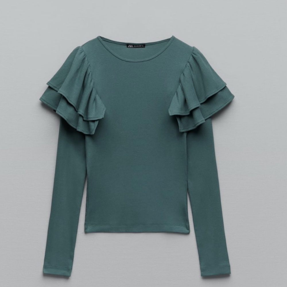 Zara Ruffle Shoulder tee. M